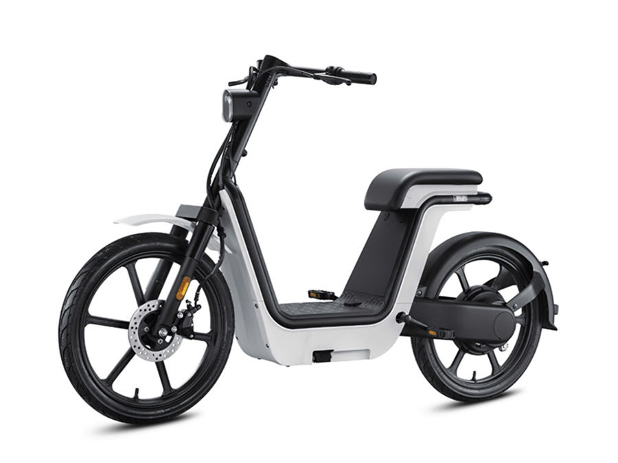 海外モバイルトピックス(329) 無印良品デザインの電動自転車や無人バス