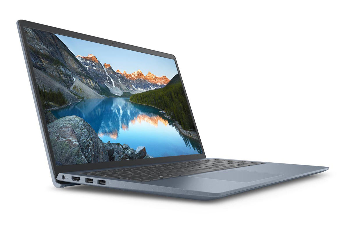 デル、15.6インチノートPC「New Inspiron 15 3000」新製品3モデル