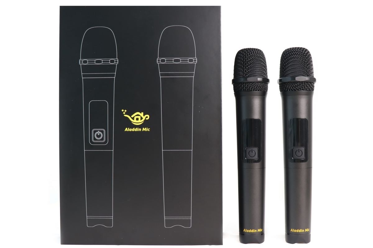 プロジェクター「popIn Aladdin」向けカラオケマイク「Aladdin Mic