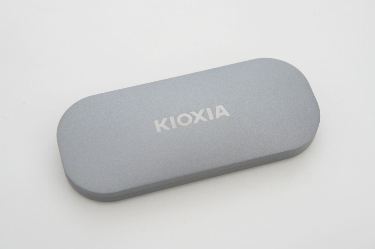 キオクシア「EXCERIA PLUS ポータブルSSD」を試す - 小さくても1,000MB