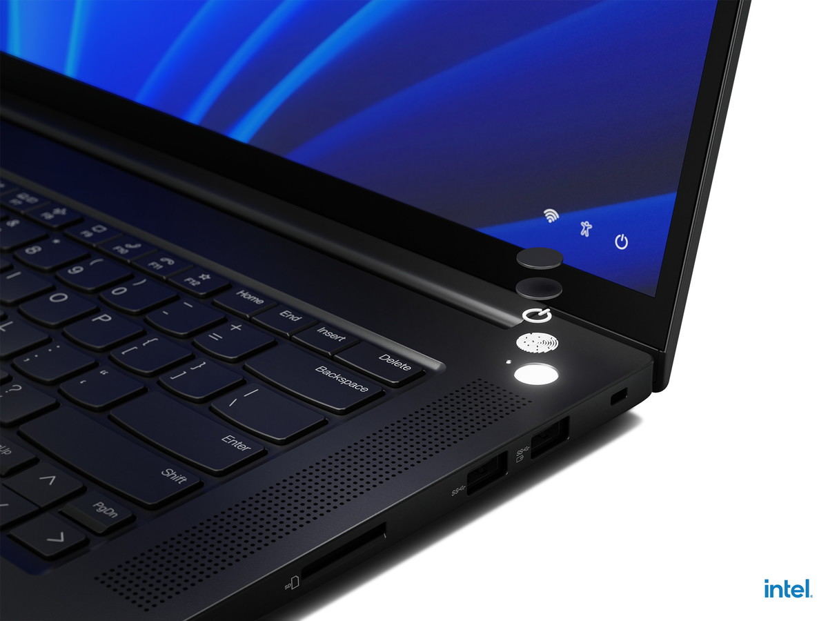 Lenovo、第12世代Core i9搭載で性能を引き上げた「ThinkPad X1 Extreme