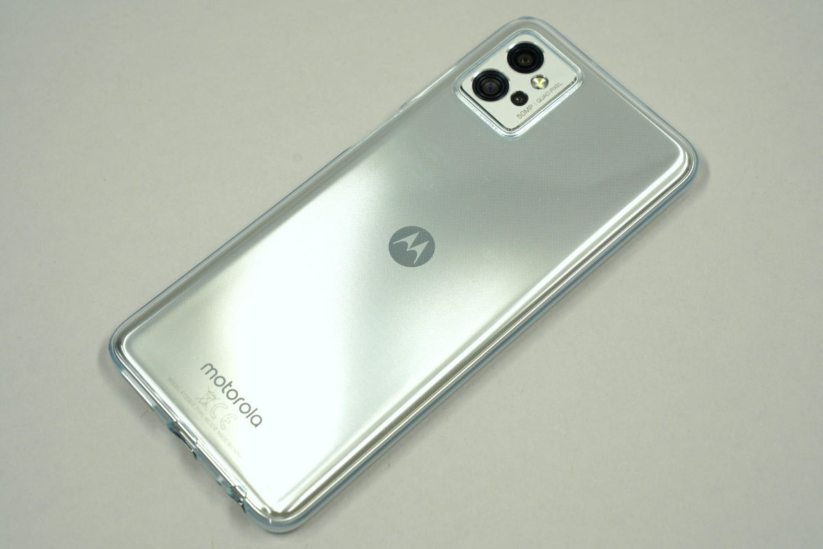 moto g32」レビュー、防水／おサイフ対応の上位機種「g52j 5G」と比べ