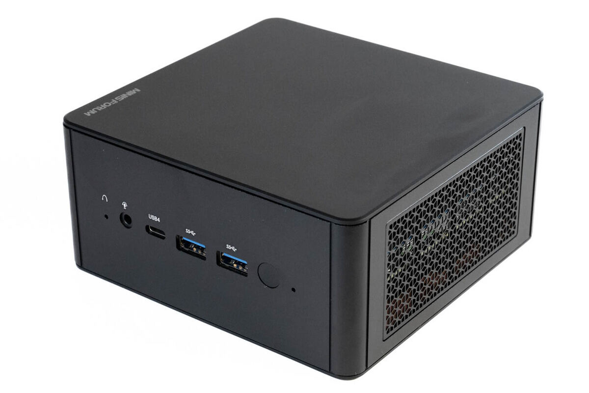 なんで虎柄!? Ryzen 7 7840HS搭載で圧倒的性能、個性的な