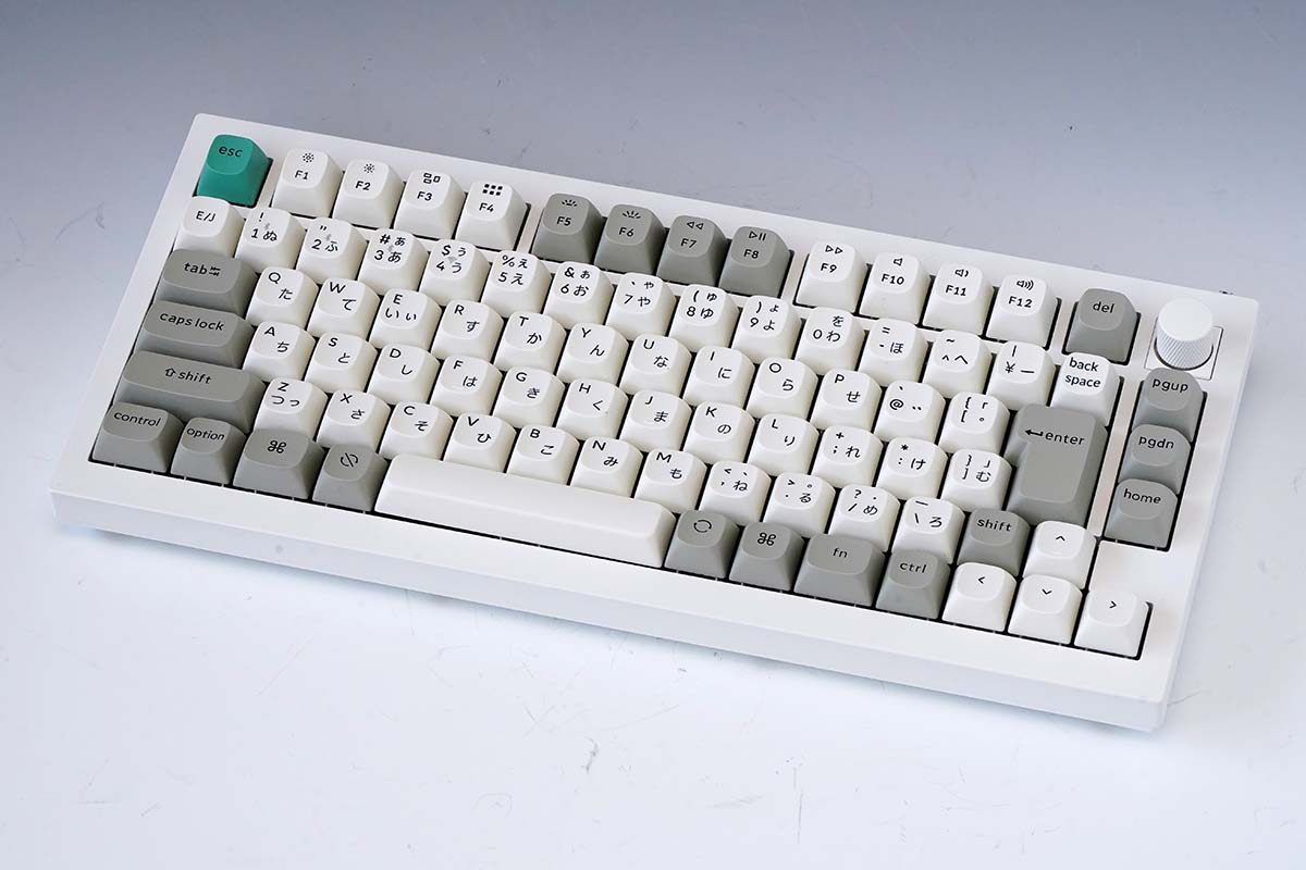 ミニレビュー】麻雀牌をかき混ぜた時の音がするキーボード「Keychron