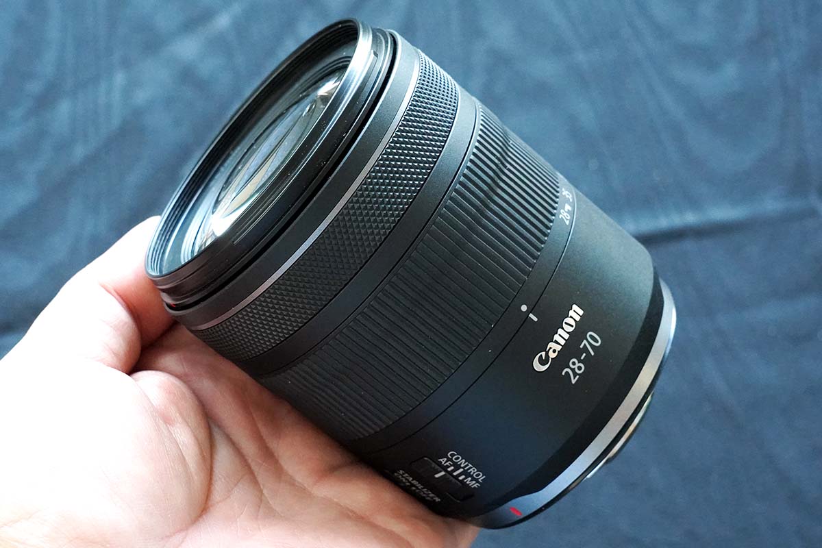 キヤノン、Lレンズに迫る高画質のF2.8標準ズーム「RF28-70mm F2.8 IS