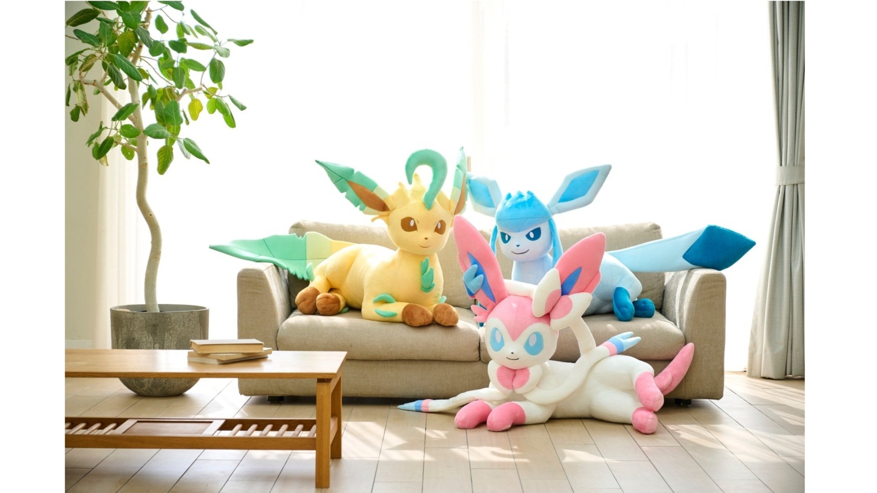 ポケモン』リーフィア・グレイシア・ニンフィアの等身大ぬいぐるみが