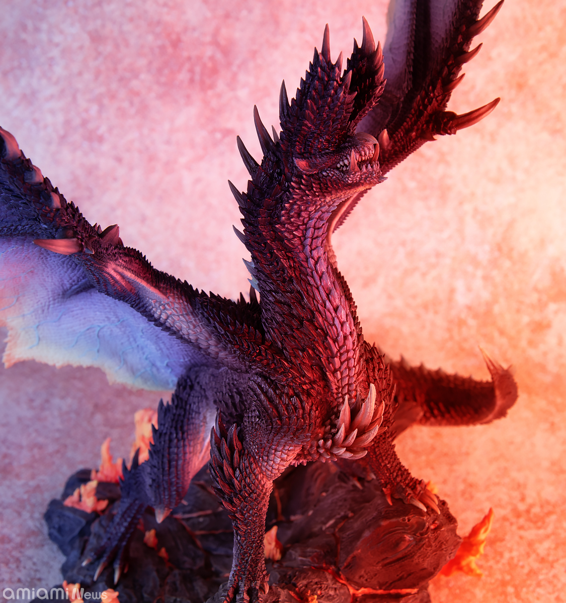 モンスターハンター』シリーズ 20周年記念「カプコンフィギュア