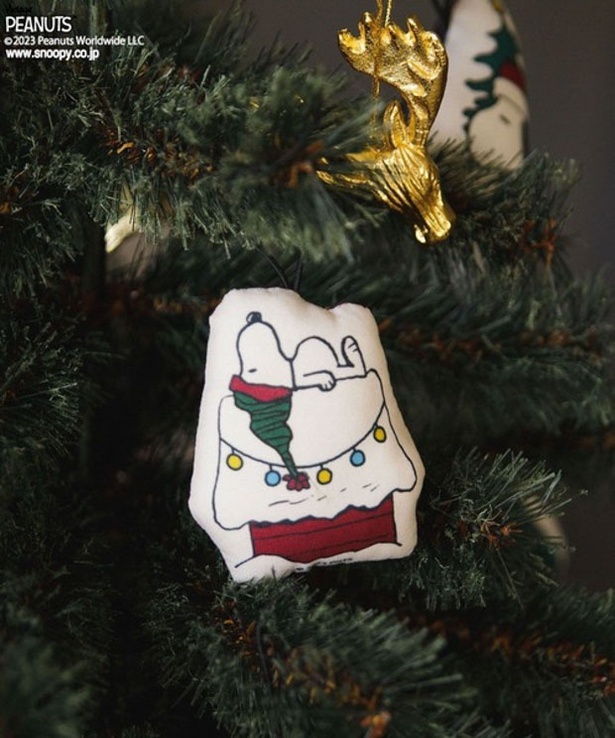 今年のクリスマスツリーはスヌーピーを主役に。ベイフローからPEANUTS
