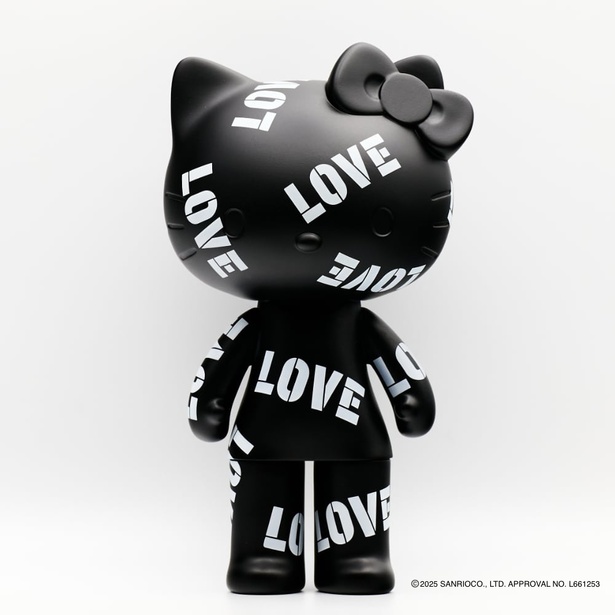 大人のキティファンのハートを射抜く「ハローキティ “ブラックシリーズ