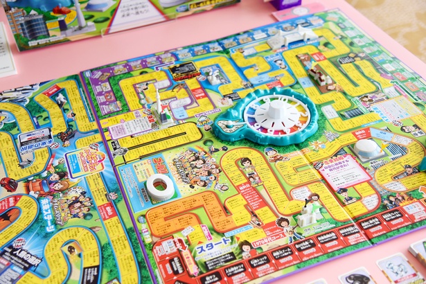 少年ジャンプやB'zともコラボ！新作「人生ゲーム」がすごい