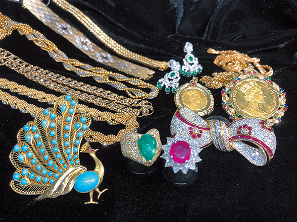 7000点の品ぞろえを誇る宝石店 きっとお気に入りが見つかる