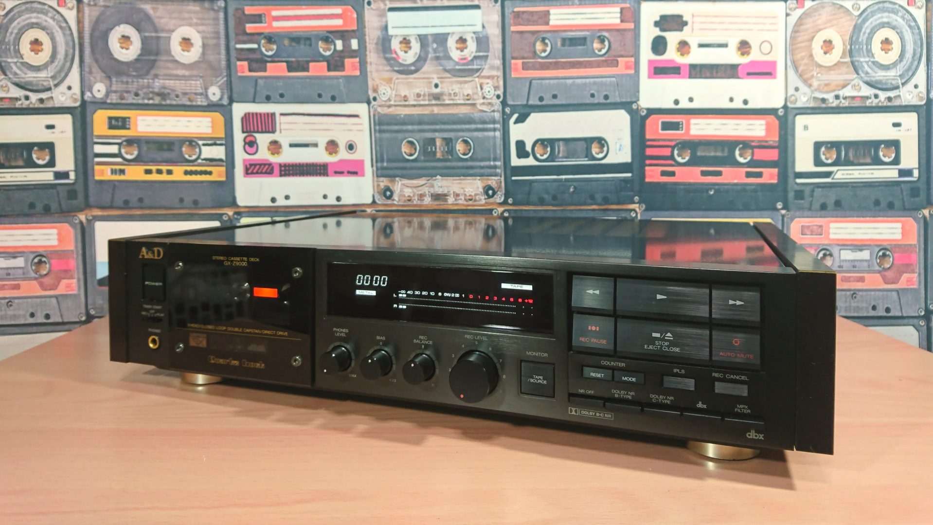 A&D GX-Z9000 実機の写真で外観・内部構造を紹介 | スーパーカセッ