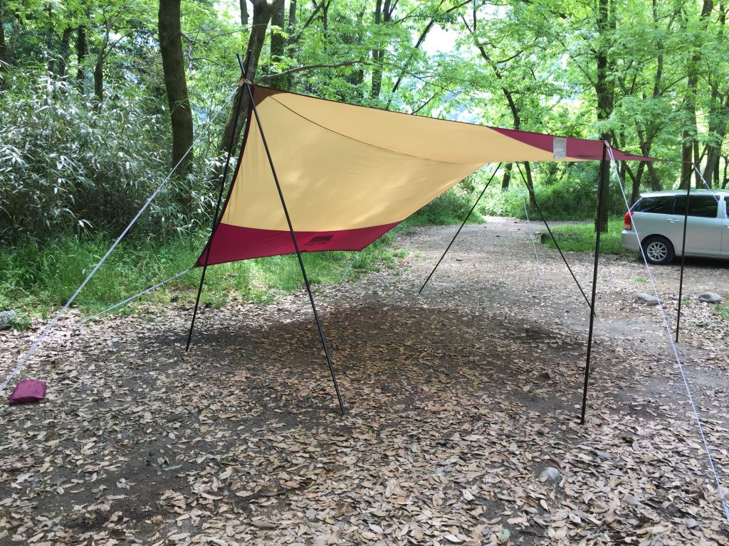 コールマンのタープXPヘキサタープMDX（バーガンディ）の使用感 | 広島