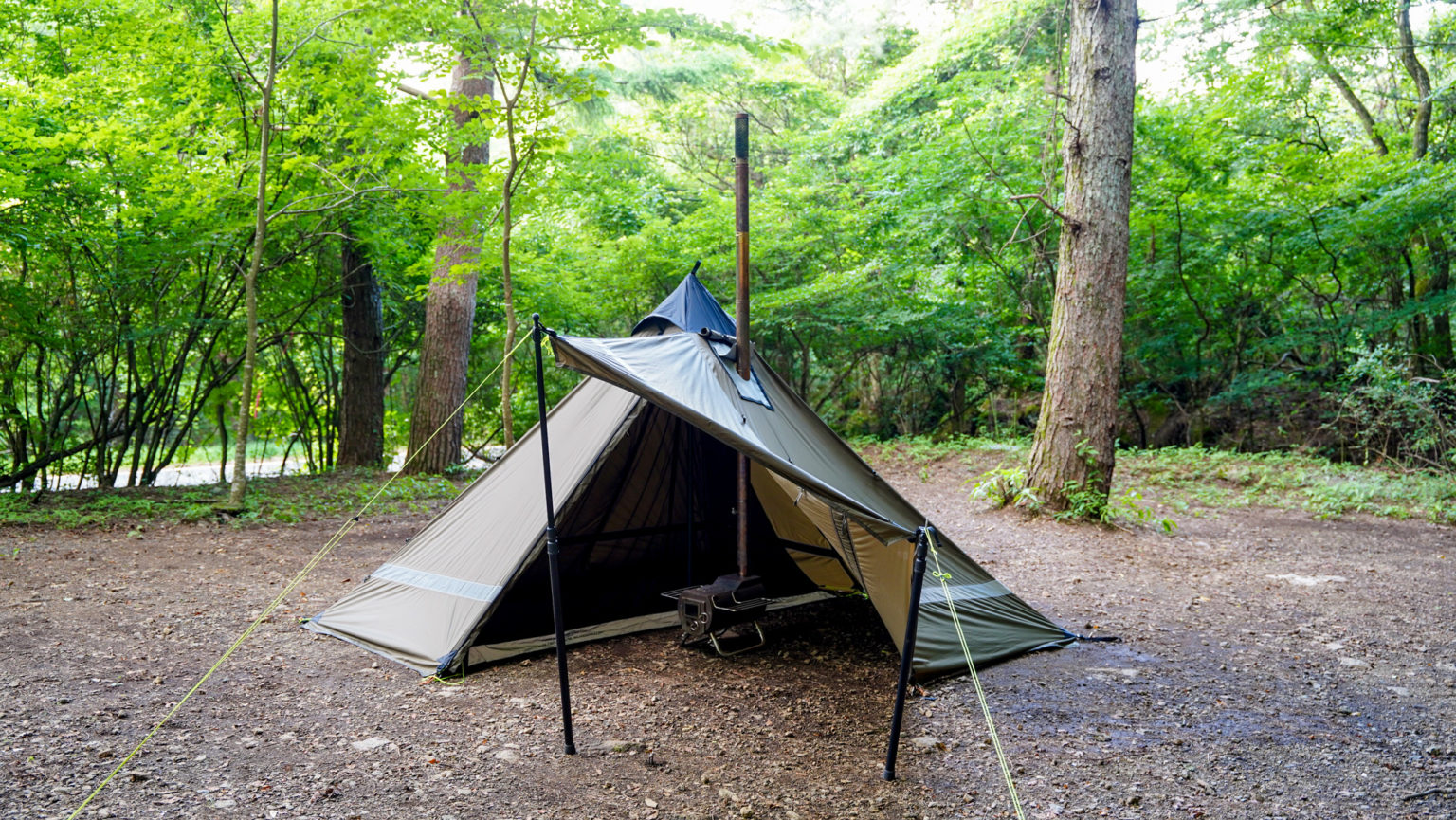 煙突穴が装備されたソロ用ワンポールテント「YOKA TIPI TYPE2」が登場