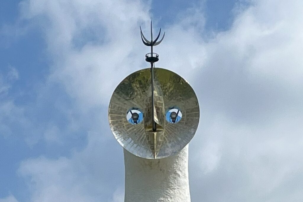 太陽の塔】EXPO70'大阪万博のテーマを表現した岡本太郎の代表作。その