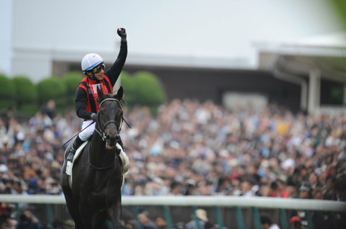 11年前の“史上最高のダービー”で優勝…歴代最速“32秒7の末脚”・エイシン