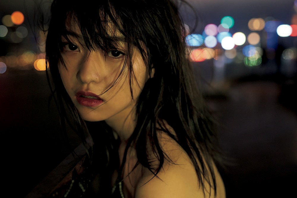 itomarika_photobook_01.jpg?