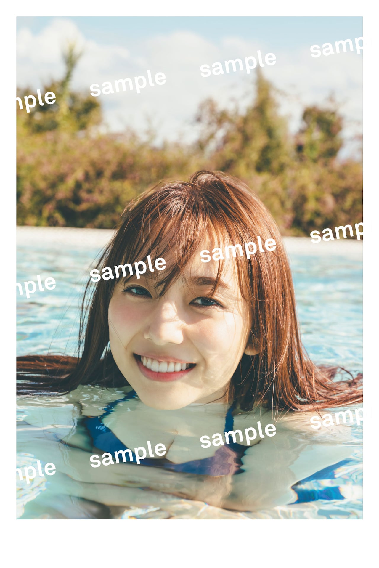 乃木坂46新内眞衣、2nd写真集の特典ポストカード絵柄公開（コメント