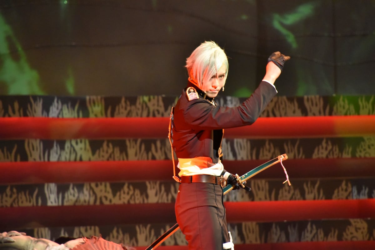 高野洸演じる膝丸。 [画像・動画ギャラリー 12/18] - ステージナタリー