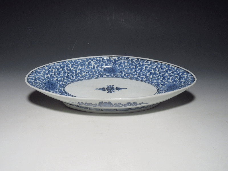 古伊万里 藍柿右衛門 花蛸唐草文 楕円皿【元禄】 ｜ 古陶磁 大林師友堂