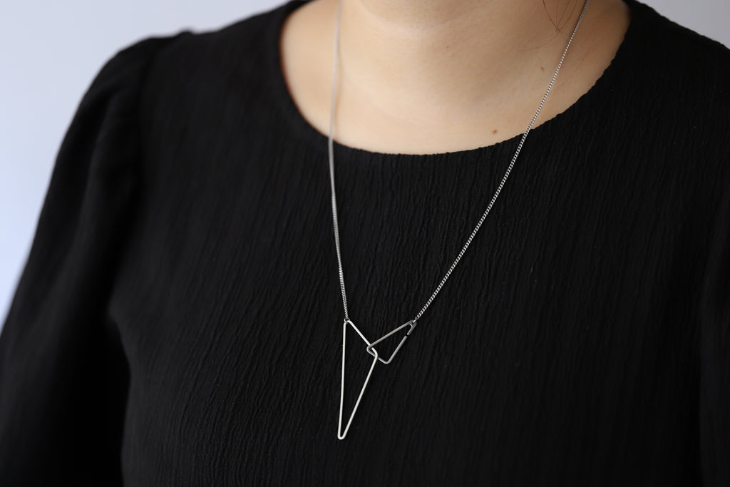 to/SHAPES necklace -Triangle- – 大寺幸八郎商店