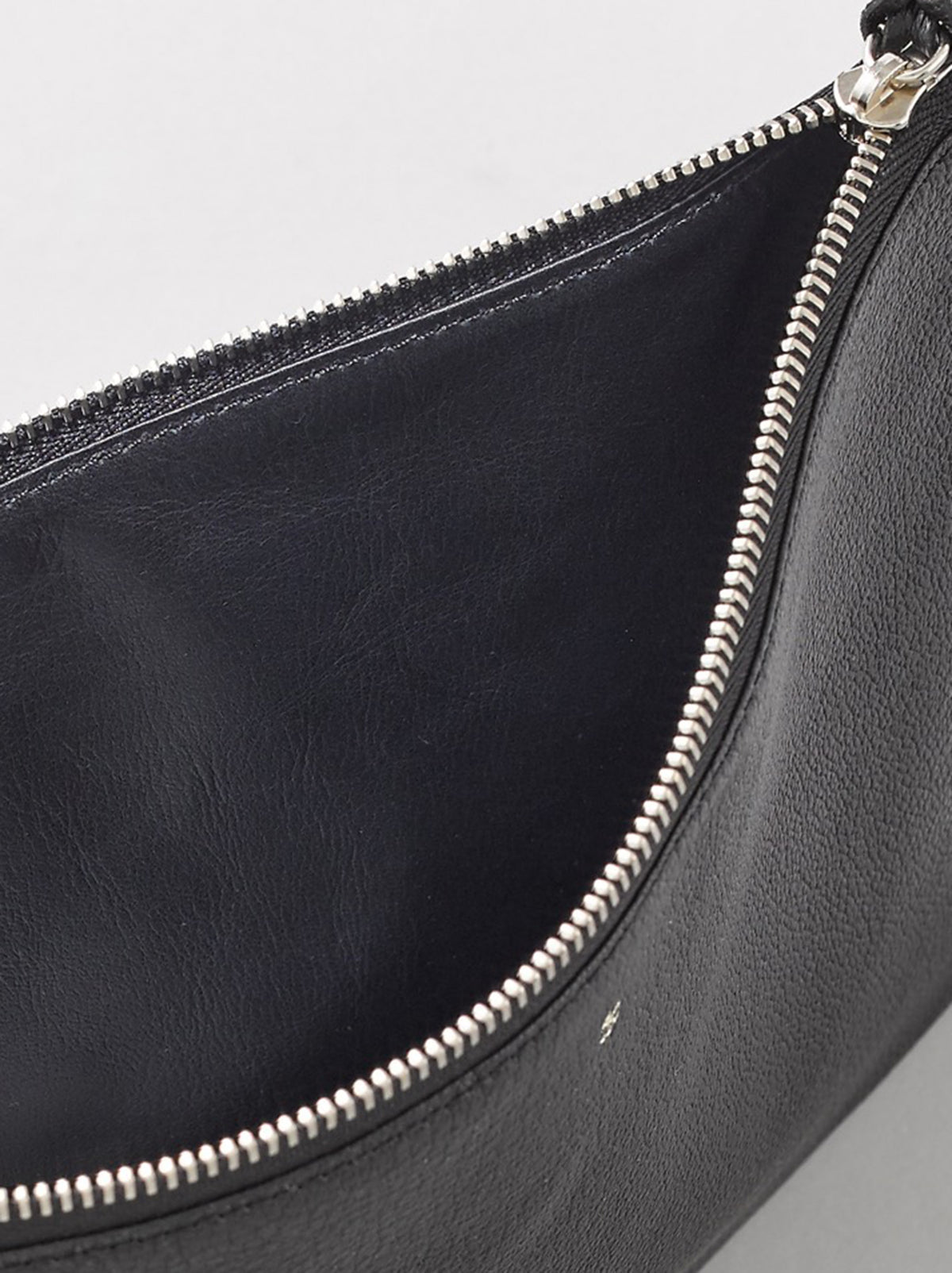 Pouch S – ARTS&SCIENCE ONLINE SELLER
