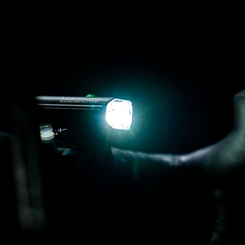 LEZYNE ( レザイン ) フロントライト MACRO DRIVE 1400+ ( マクロ