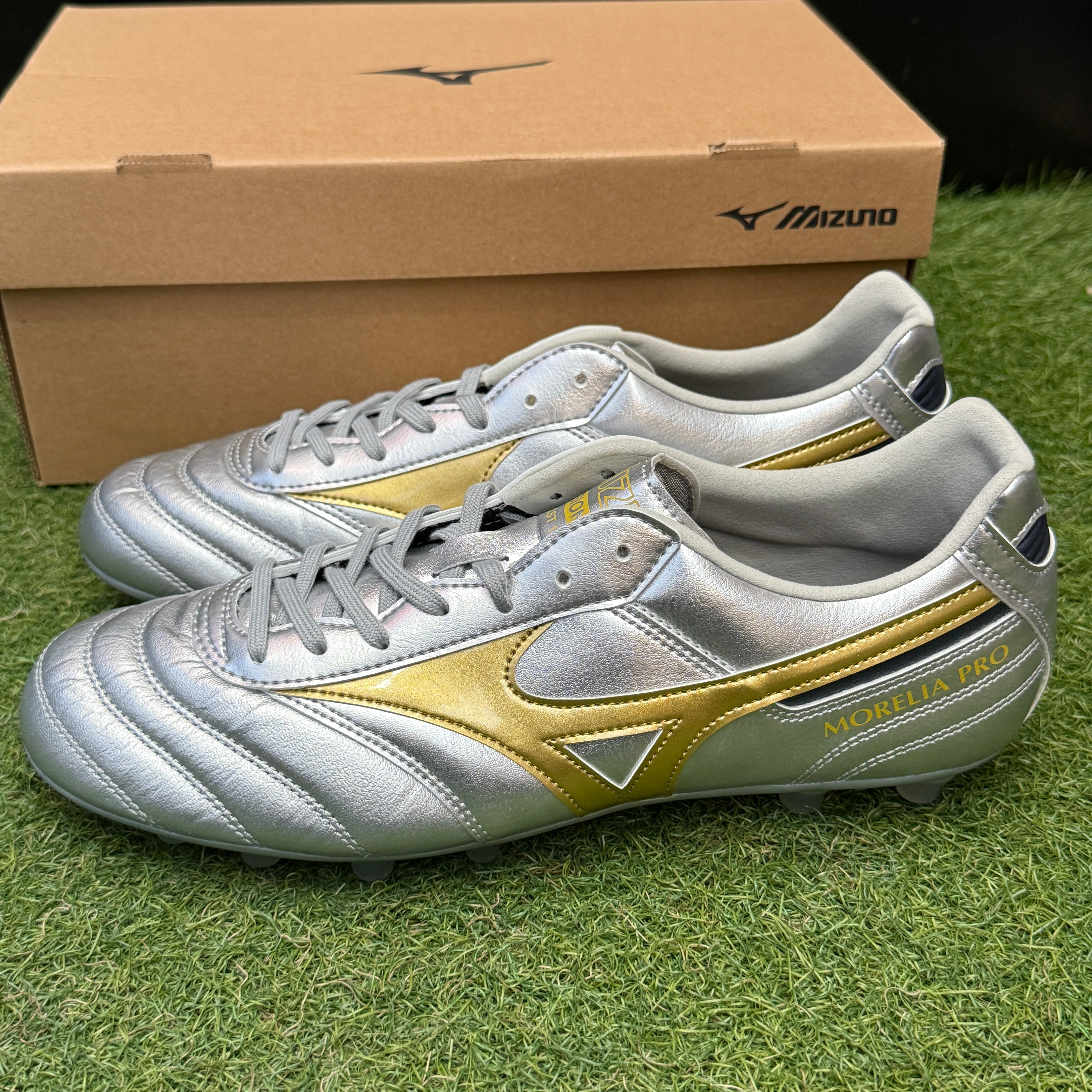 日本未発売 モレリア2 Pro AG P1GA231465 morelia 2 pro AG ピンク AG