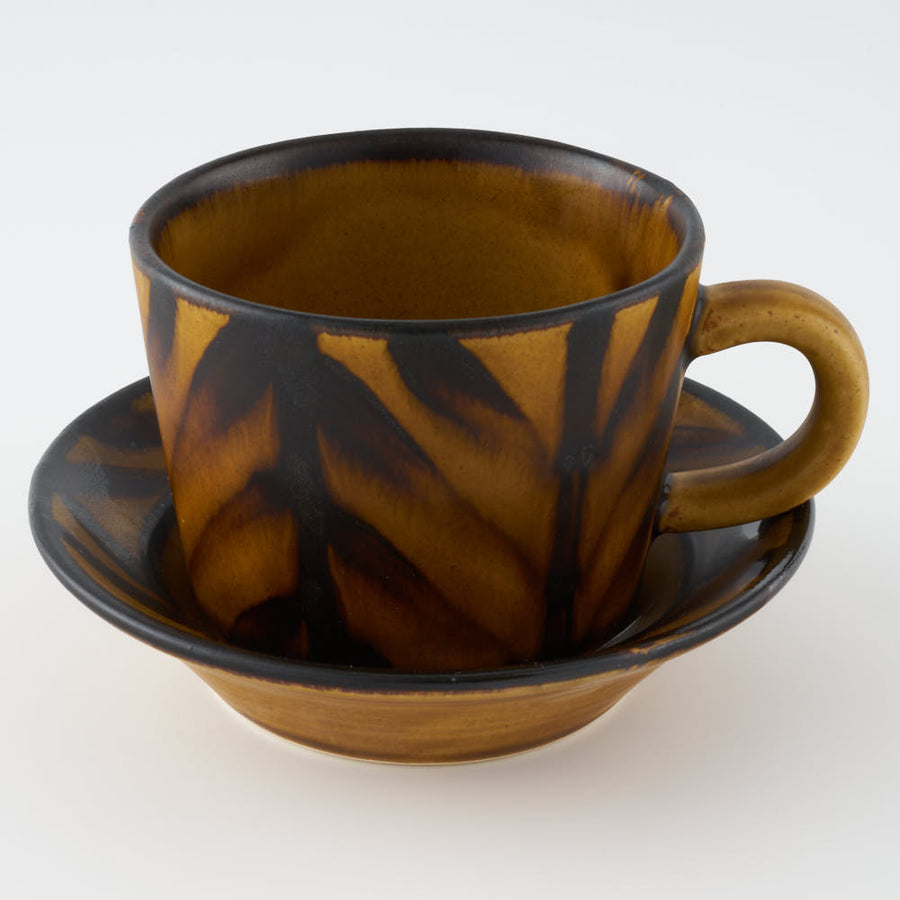 玉有 FD矢羽飴釉 カップ＆ソーサー ¥3,410 大人の焼き物