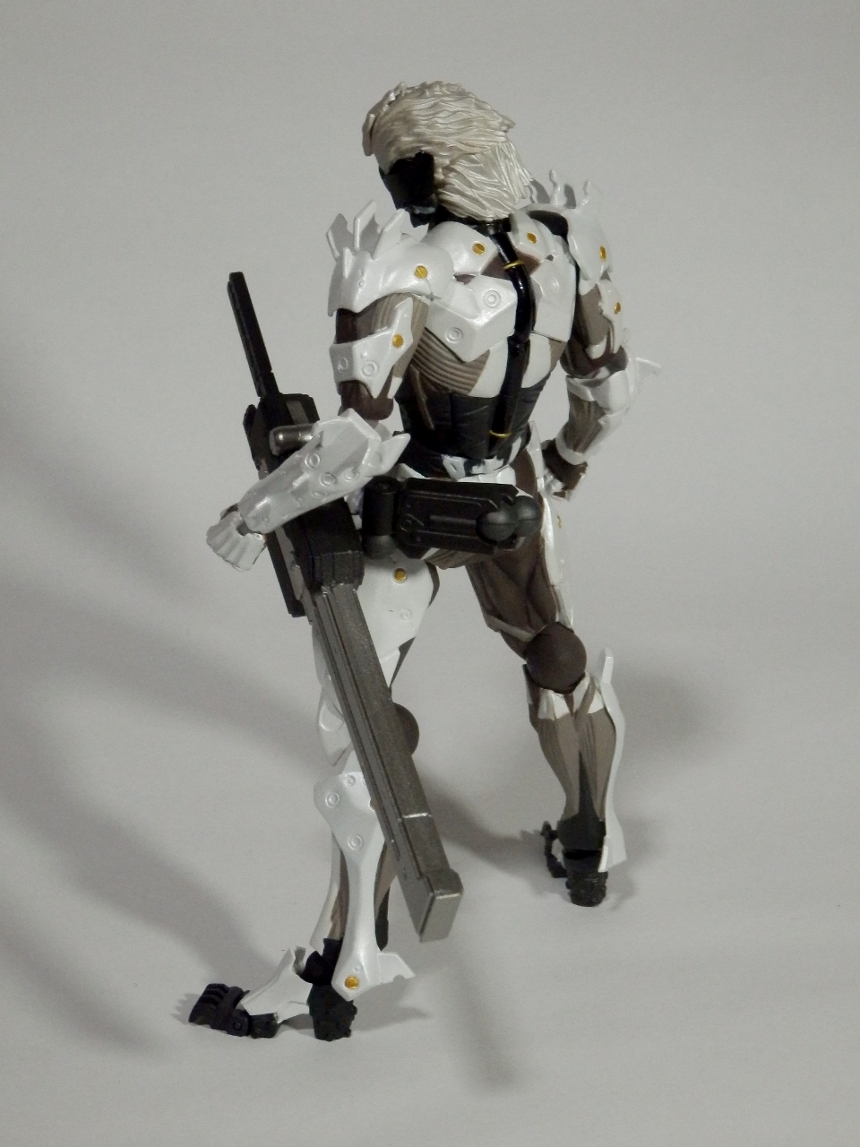 レビュー:リボルテック 雷電(メタルギア ライジングリベンジェンス