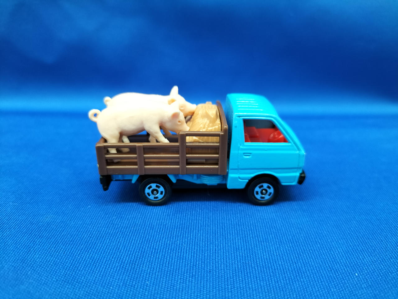 トミー(TOMY)|トミカ スズキキャリィ家畜運搬者|【ハードオフ公式通販