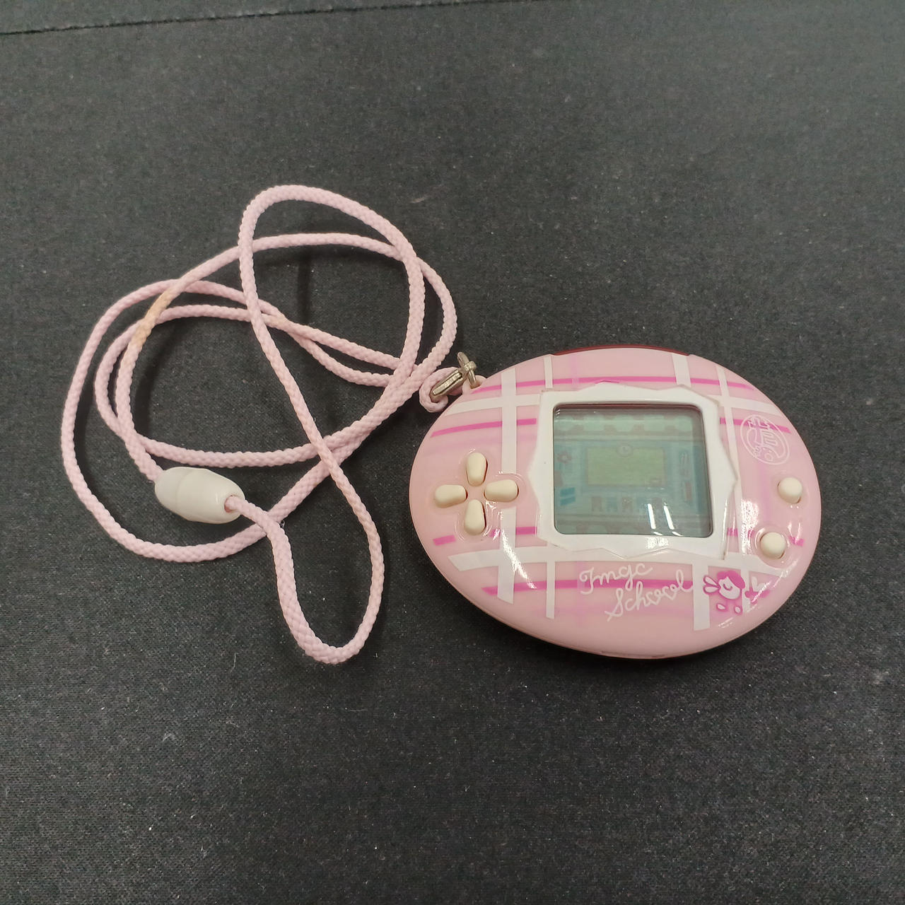 バンダイ(BANDAI)|たまごっちスクールせーとぜーいんしゅーごっち