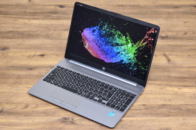 HP 250 G8 レビュー：高コスパで実用性にすぐれた 15.6型スタンダード