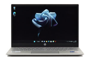 HP Pavilion 14-dv (2022年モデル) レビュー：SAKURAのカラーが