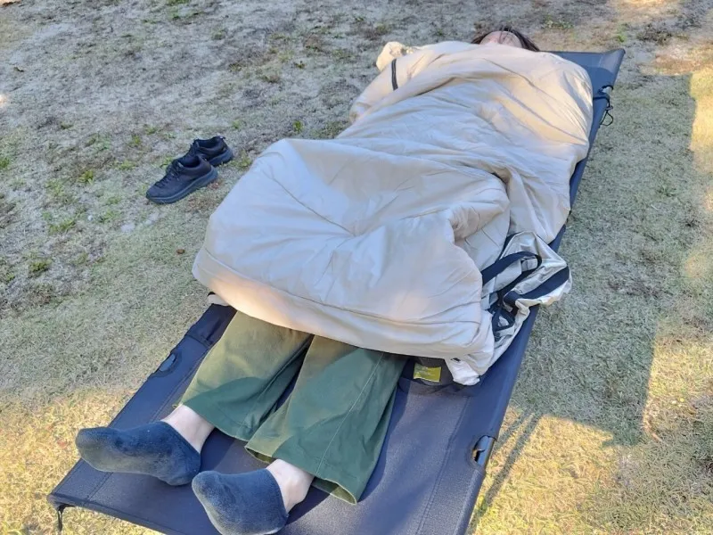 CAMDOOR「もっちり温」本音レビュー！新素材の人工ダウン寝袋の寝心地