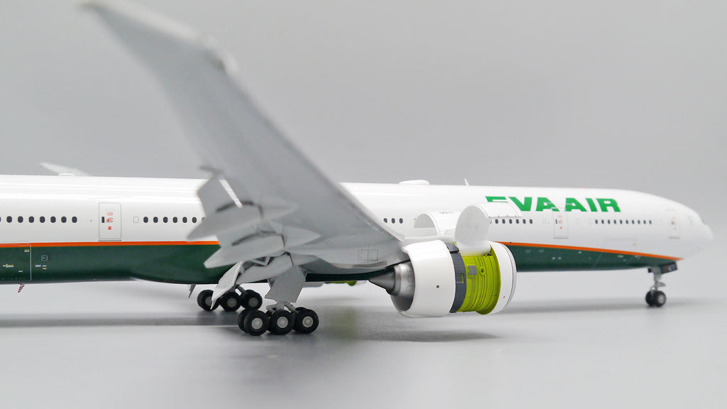 EVA Air Boeing 777-300ER Advanced Engine Option Flaps Down ZK-OKT