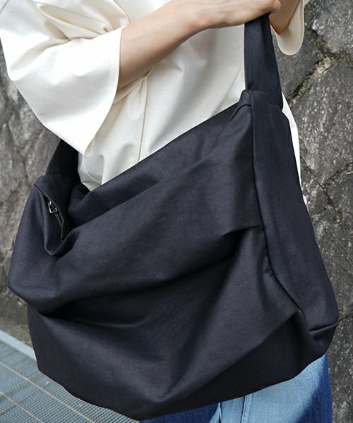 Edwina Hoerl エドウィナホール bag [17/EH48A-PM2-02/black]