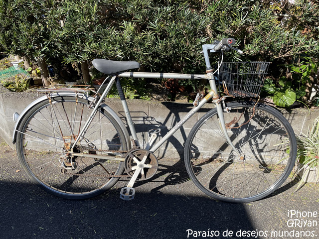 親父のROADMAN COLMOのタイヤ交換 ママチャリ用のタイヤが適合