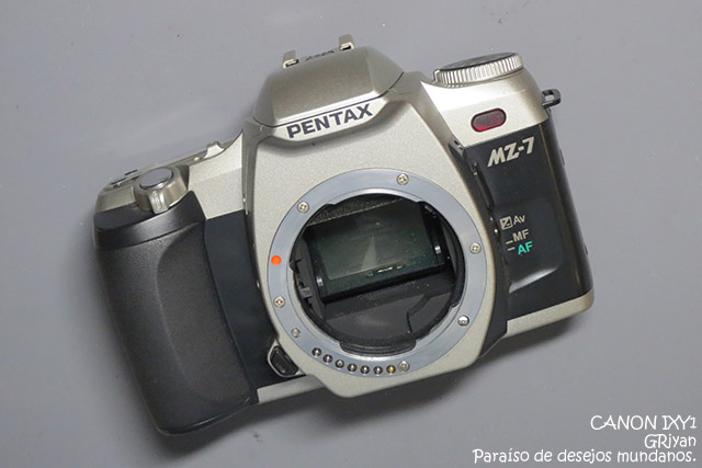 PENTAX MZ-7 シャッター不良はMZシリーズの持病なのか？ 分解修理に