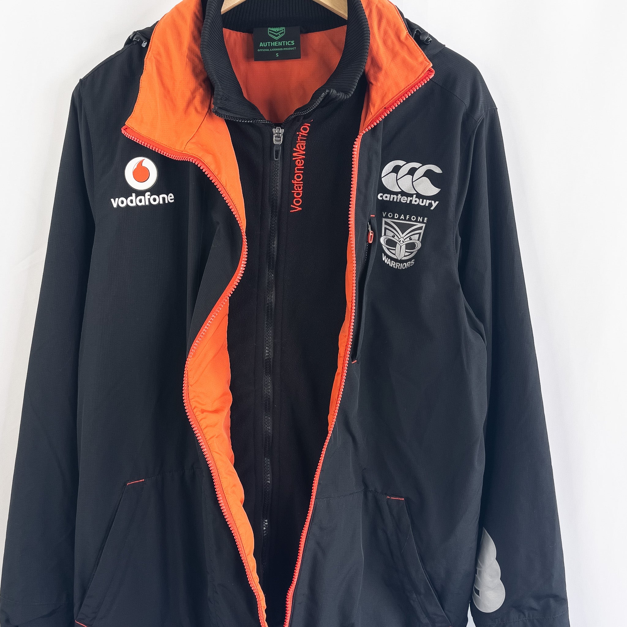 VODAFONE WARRIORS 上着