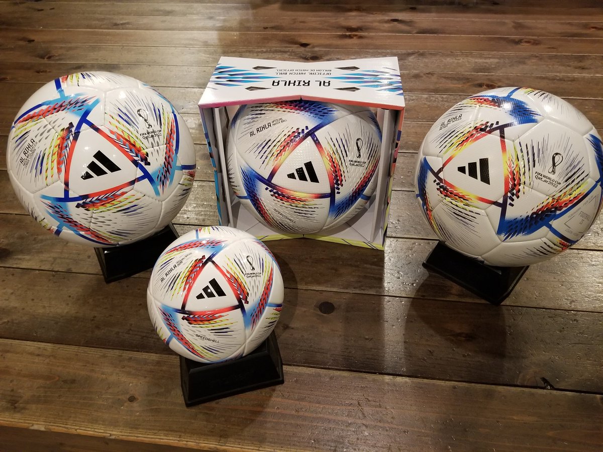 2022 FIFAワールドカップカタール大会 公式試合球「AL RIHLA(アル