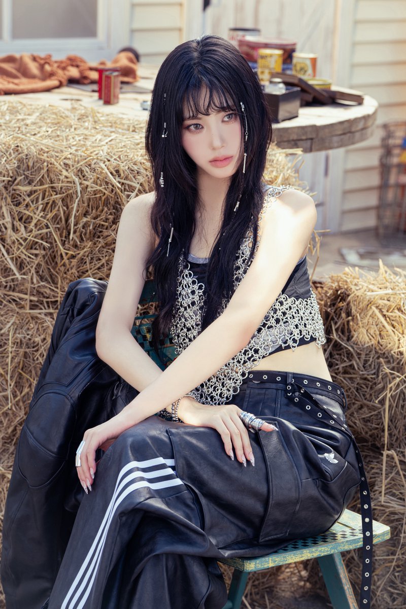 Not Just Pretty' Behind the Scenes #1 #KOKO izna 2nd Mini Album