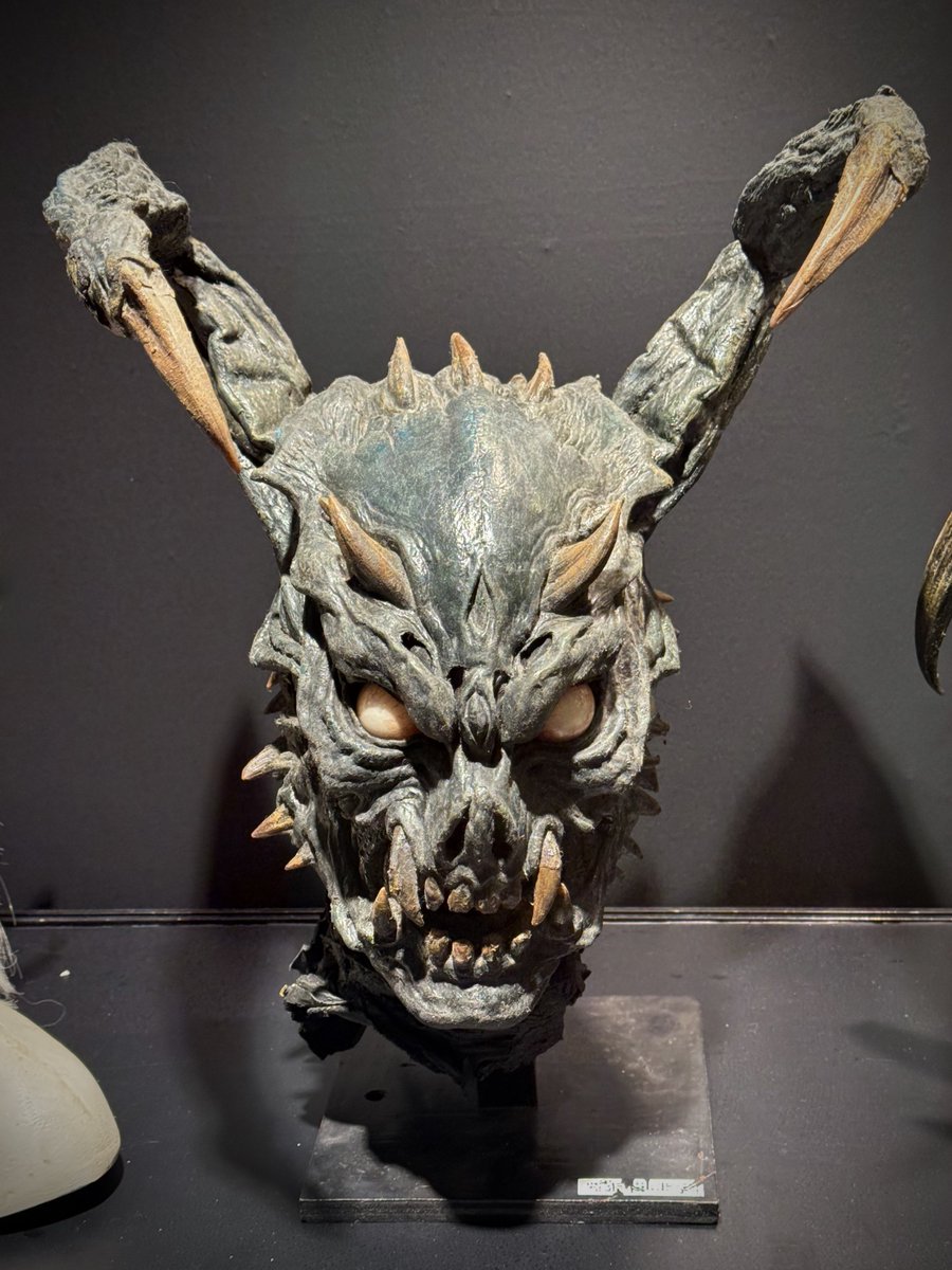 何度も言いますが ORIENTAL TOYSさんの素体ホラーのソフビフィギュアは