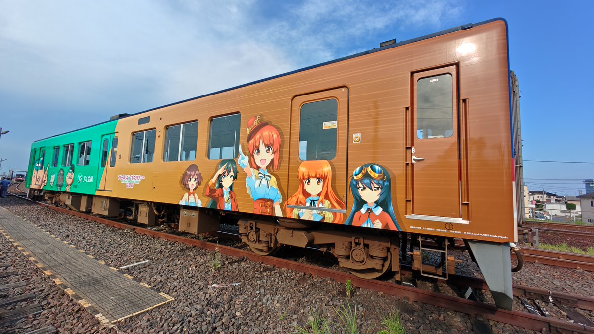鹿島臨海鉄道大洗鹿島線のラッピング車両が、「ガールズ&パンツァー