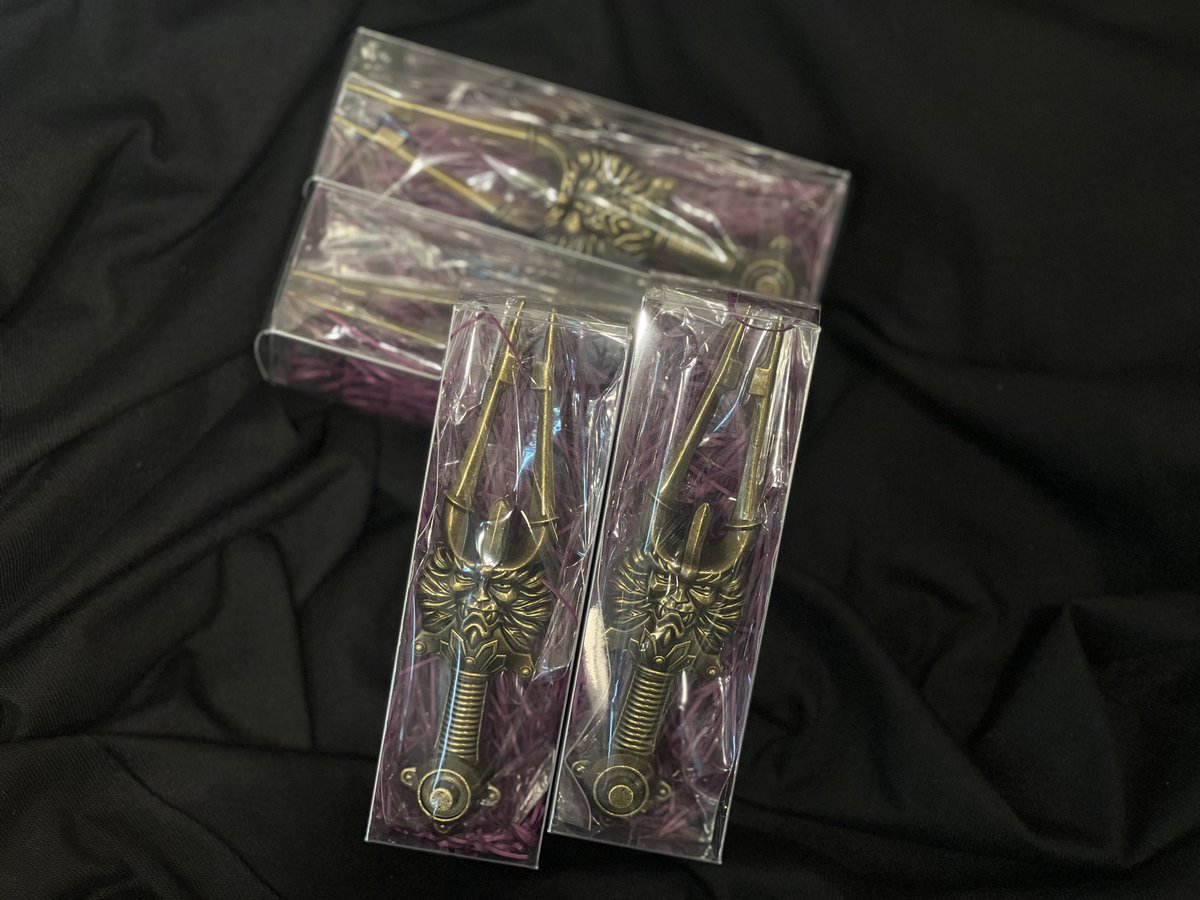 仮面ライダーストア大阪店 再入荷情報】 完売していた ・変身音叉 音角