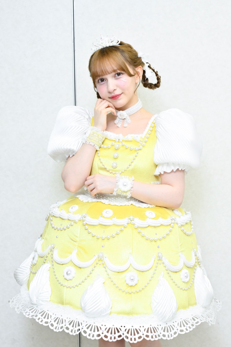 新衣装 解禁】 ケーキ衣装🎂3️⃣・:*+. 💛早瀬ノエル （Noel Hayase