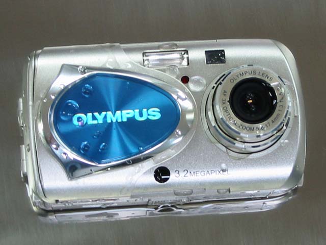 オリンパス、生活防水のコンパクトデジカメ「μ-10 DIGITAL」