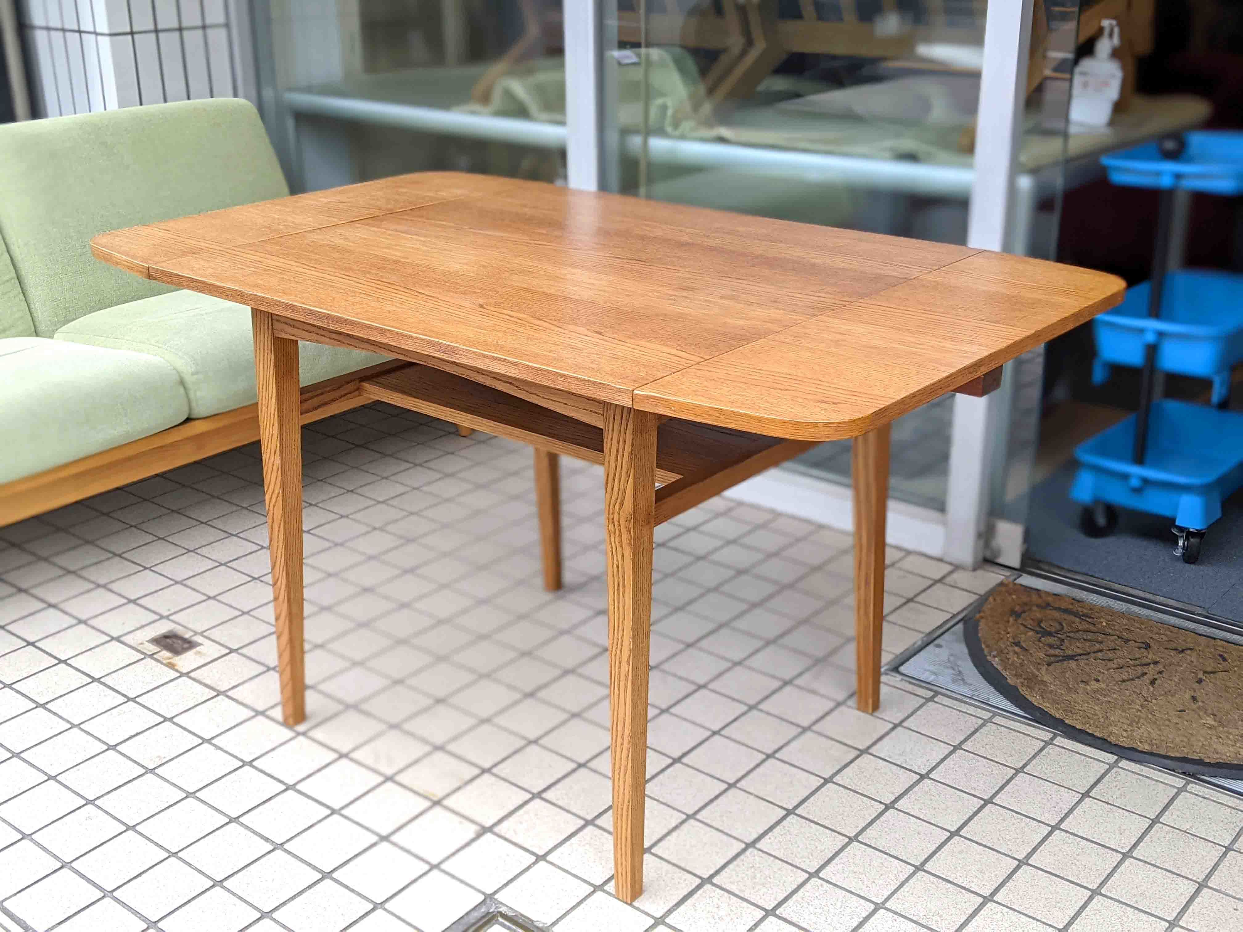 unico/ウニコ】KURT/クルト バタフライテーブル が入荷しました【目黒