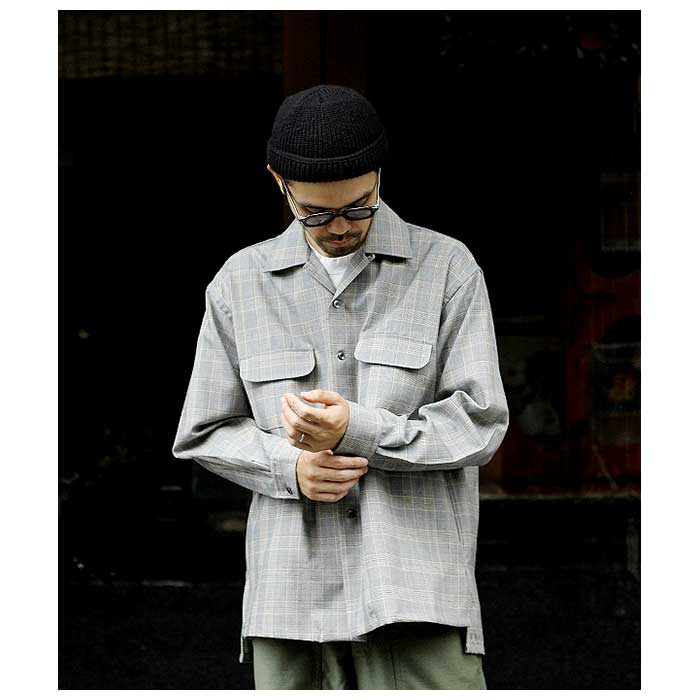 INTERIM 超希少なデッドストック生地のシャツを着る。 | andPheb Staff