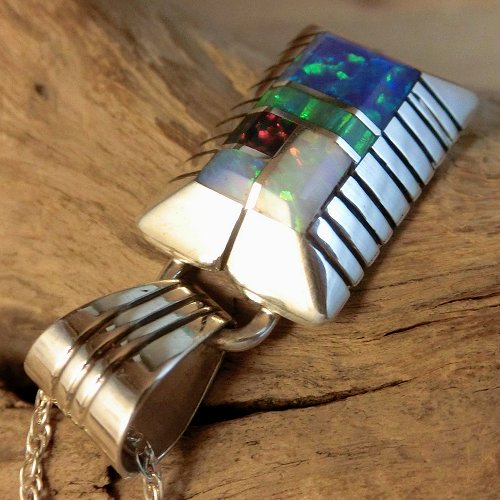 ナバホ族：チェスターベナリー ペンダント トップ - PINE☆FIELD